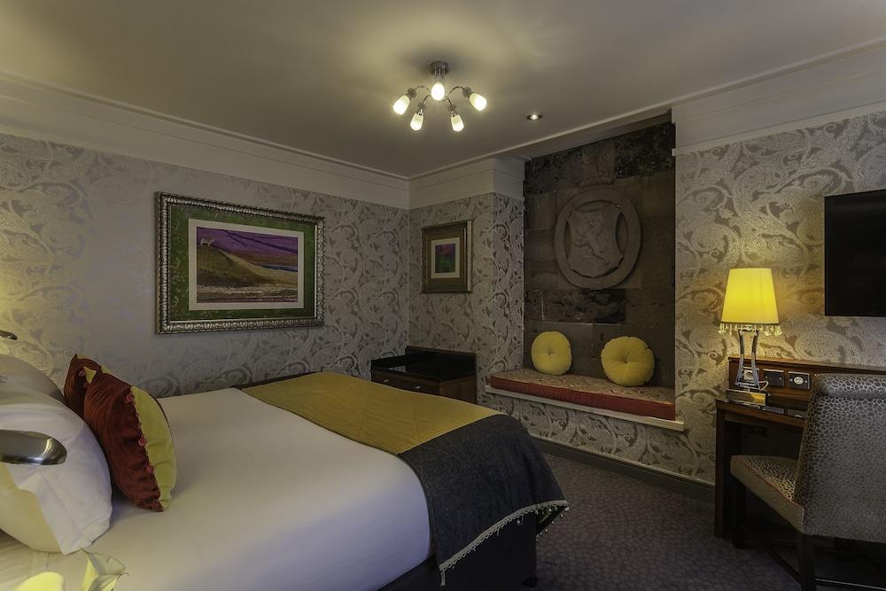 Clontarf Castle Hotel Dublin Bagian luar foto