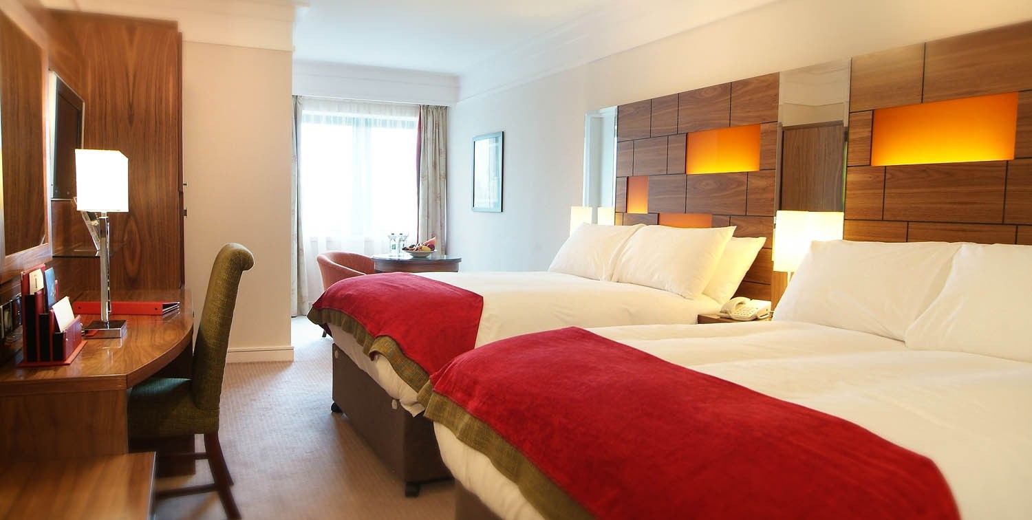 Clontarf Castle Hotel Dublin Bagian luar foto